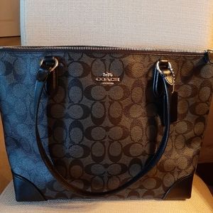 Coach Tote